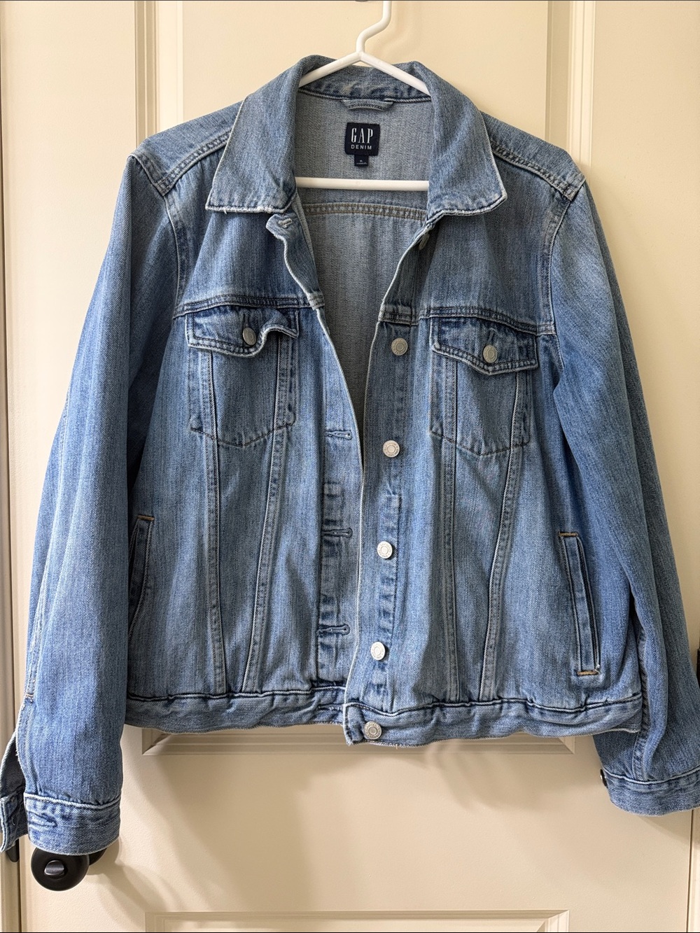 GAP Light Blue Denim Trucker Jacket - Women's